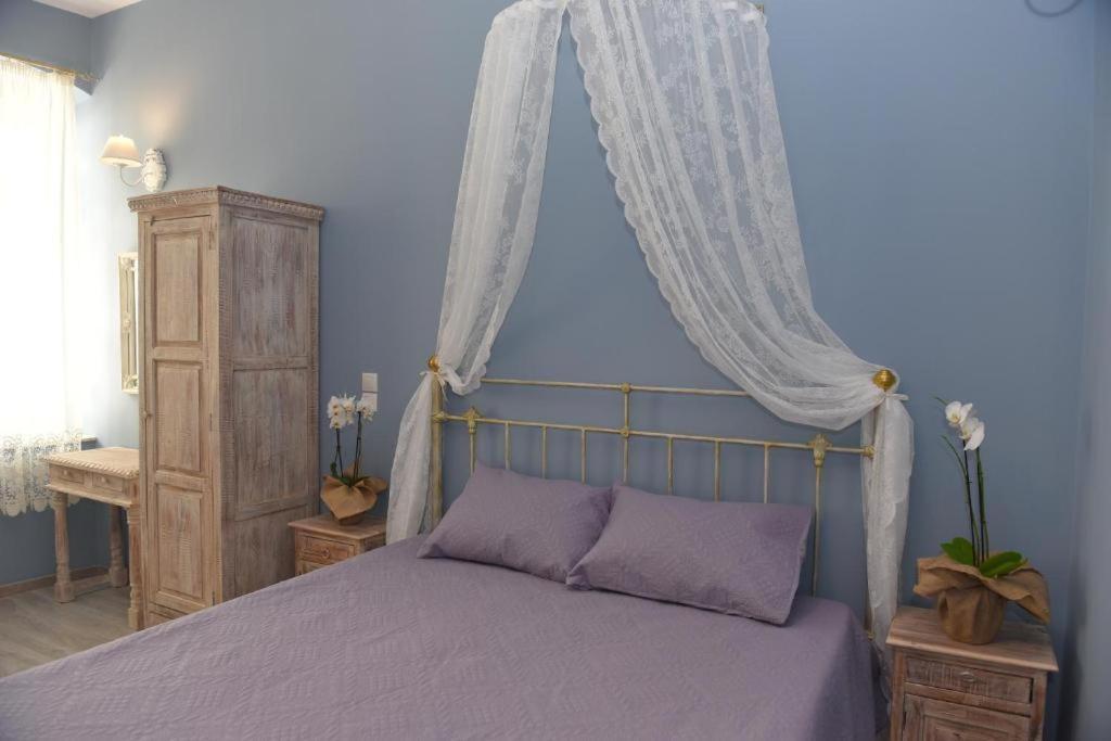 Oisyra Boutique Suites Ermoupoli Esterno foto